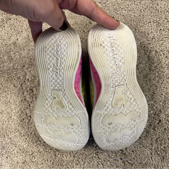 Girls sketchers light up sneakers size 10 - Picture 3 of 6